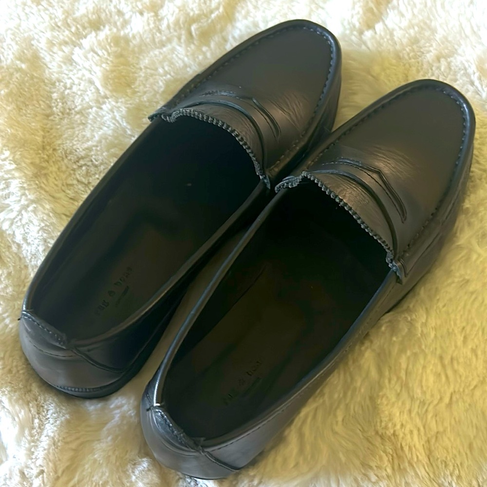 Rag & Bone black smooth leather penny loafer - size 39. Like new condition.